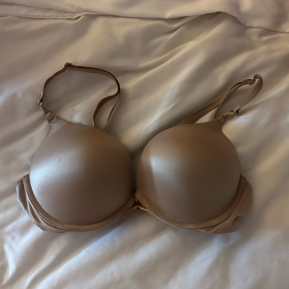 COPY - Victoria’s Secret Bombshell Bra 34B